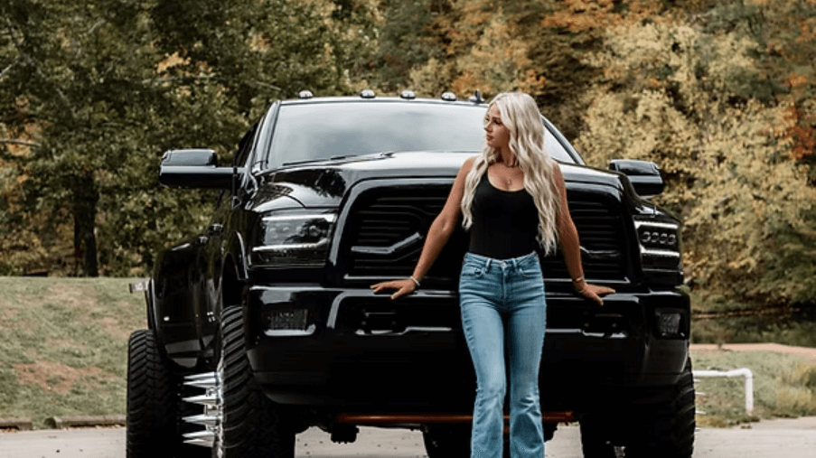 Lindsay Bercosky Of Discovering the Life of Lindsay Bercosky