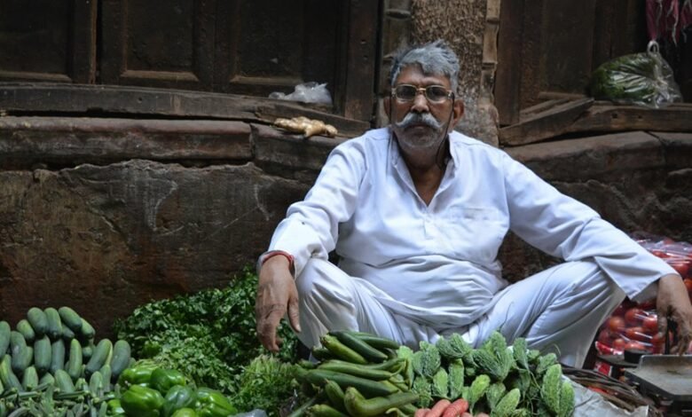 unknown contents of fudholyvaz